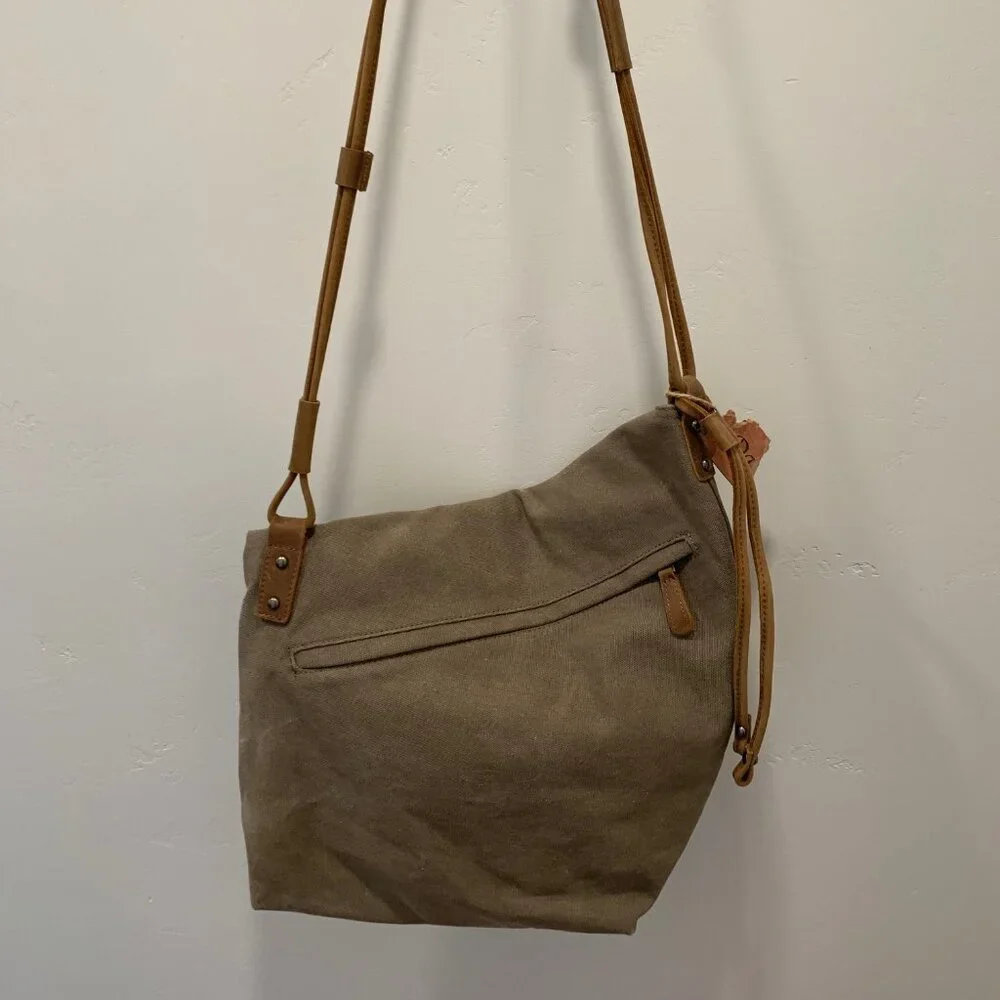 DeVan Canvas & Leather Crossbody Bag BOHO Minimalist - Picture 6 of 6